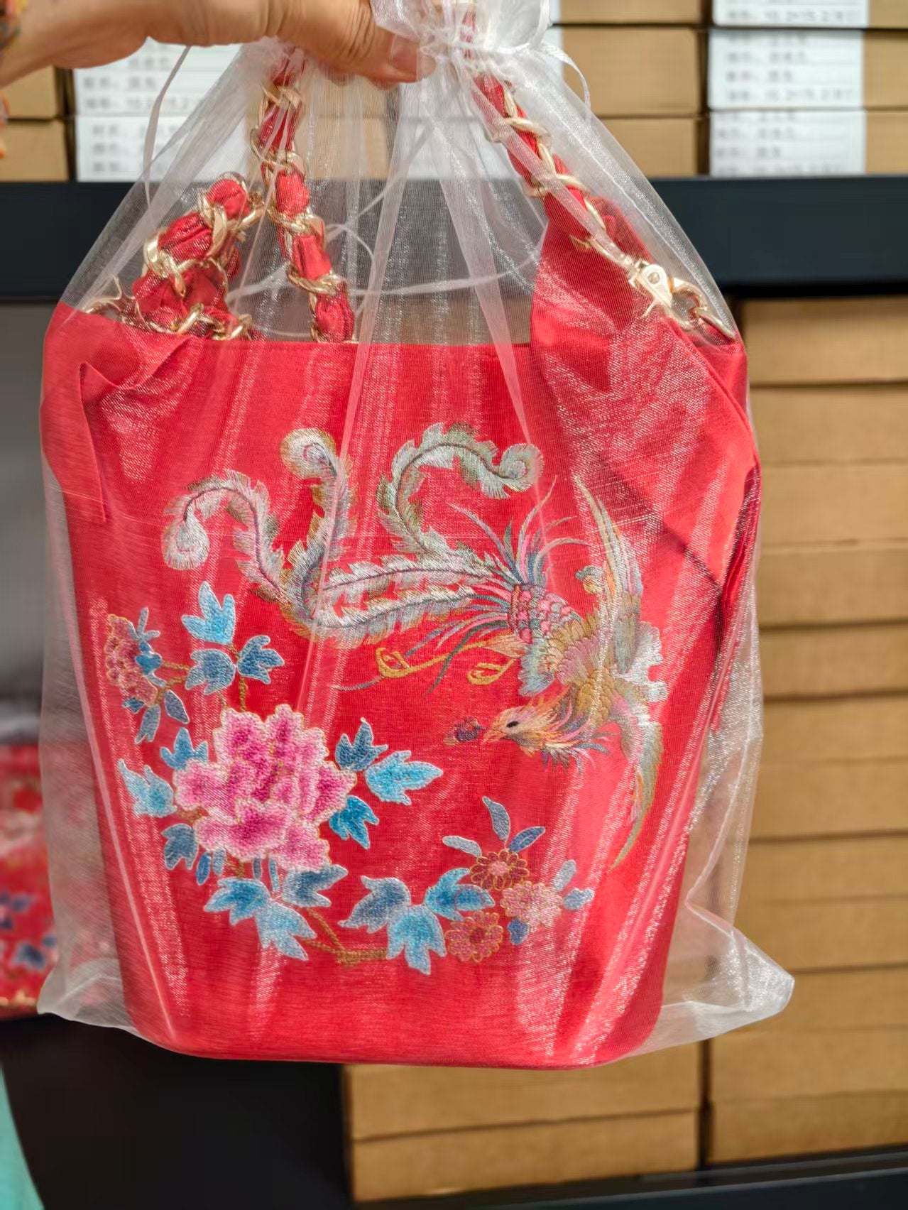 Silk color and material planning