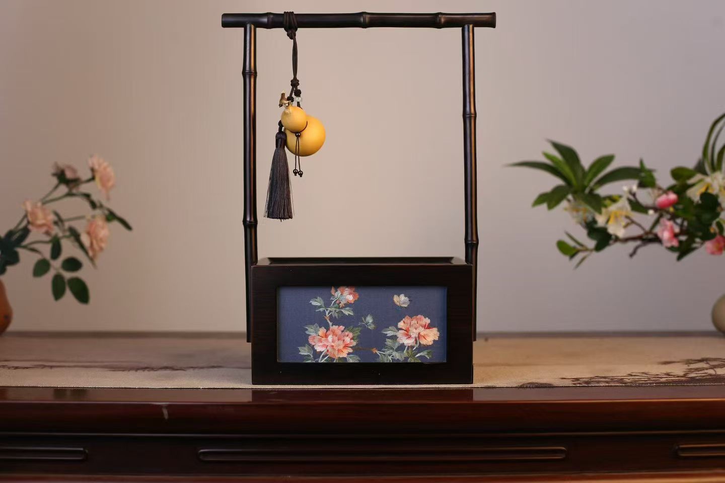 Suzhou silk embroidery screen in a home setting